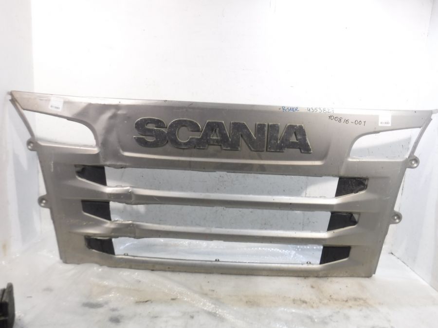 Капот Scania