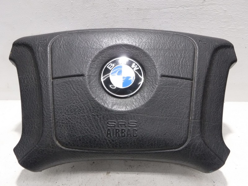 Подушка безопасности в руль BMW