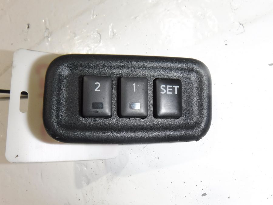 Блок кнопок Nissan