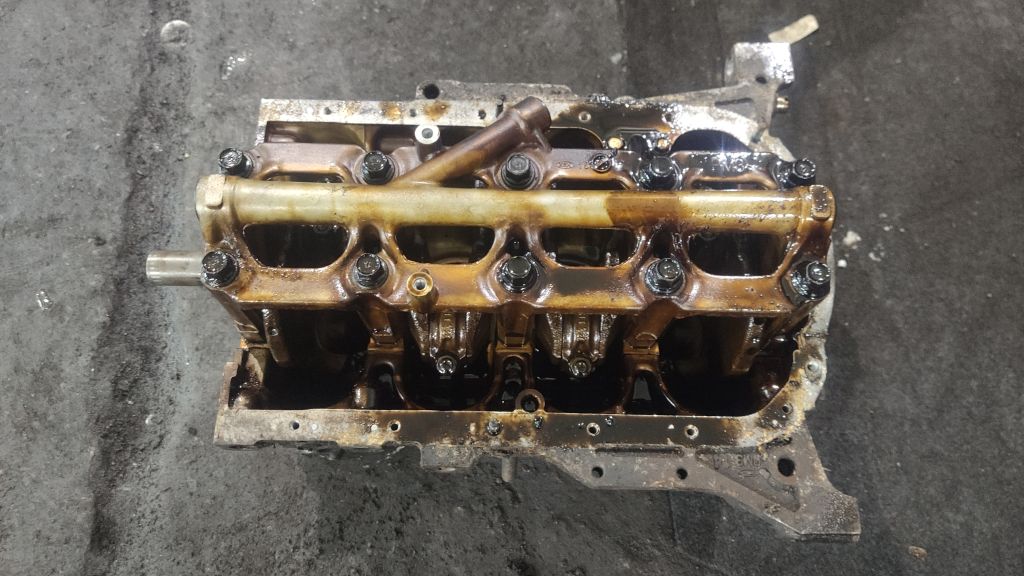 Блок цилиндра двигателя Honda