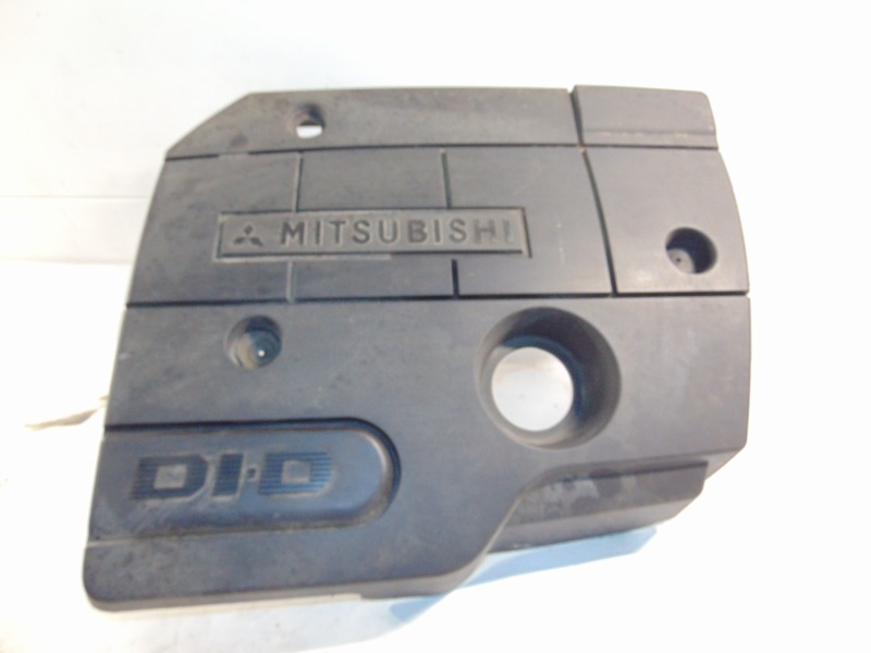 Крышка двигателя Mitsubishi